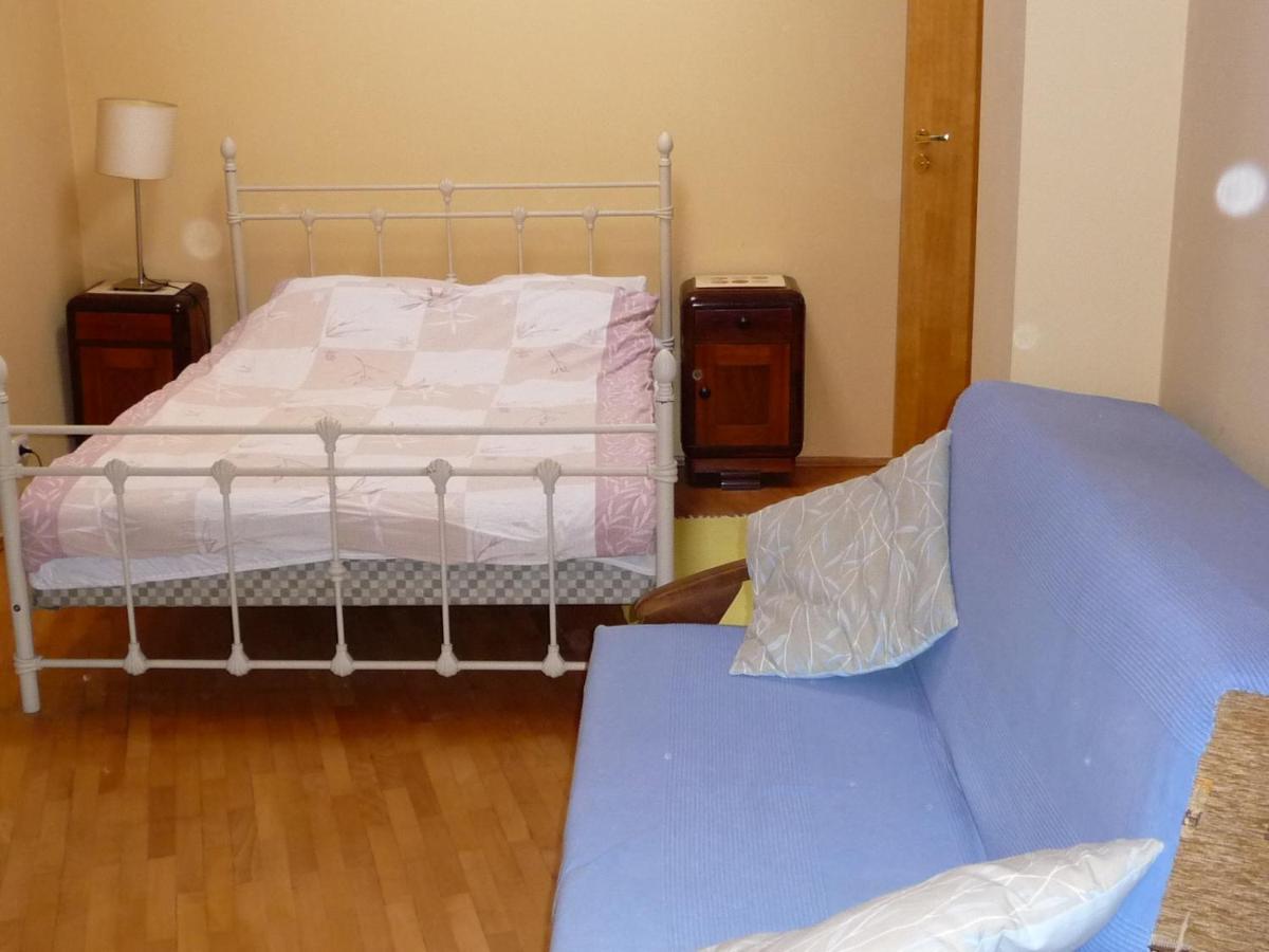 Apartament Na Kazimierzu Leilighet Krasków Eksteriør bilde